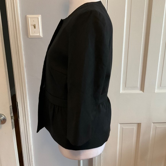 J.Crew Womens Sz 4 Black Peplum Jacket Blazer Button-Front Wool Career Classic - Picture 3 of 8